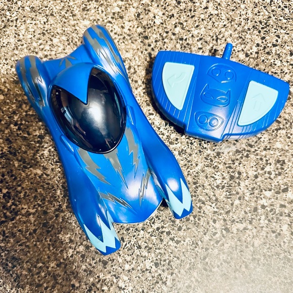 PC Masks Cat Car Remote Control - Picture 2 of 7